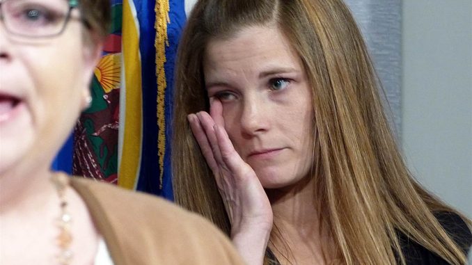 Minnesota mom sues transgender teen