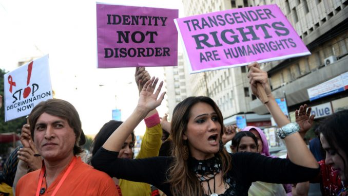 PAKISTAN-HEALTH-AIDS-TRANSGENDER